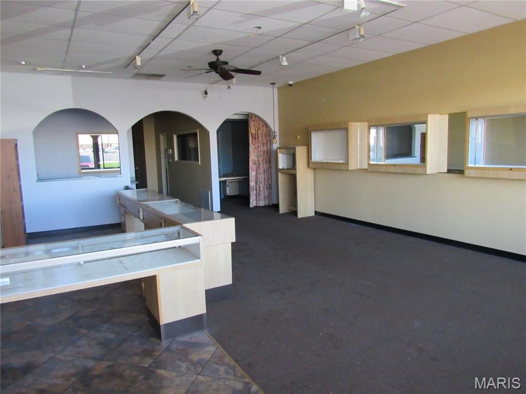 219 E Center Drive — photo
