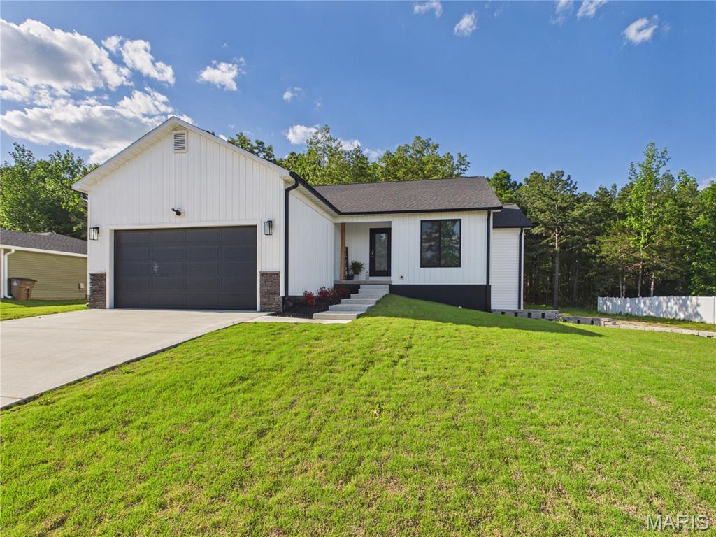251 Ruth Harris Lane — photo