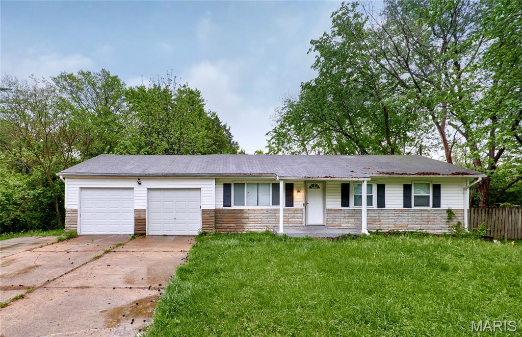 10132 Cavalier Court — photo