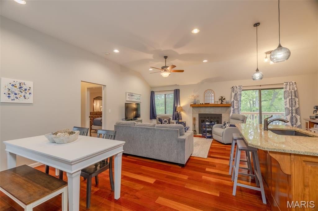 134 Geneva Cove Drive — photo