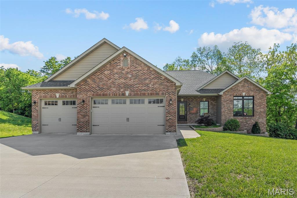 2218 Wind Crest Court — photo