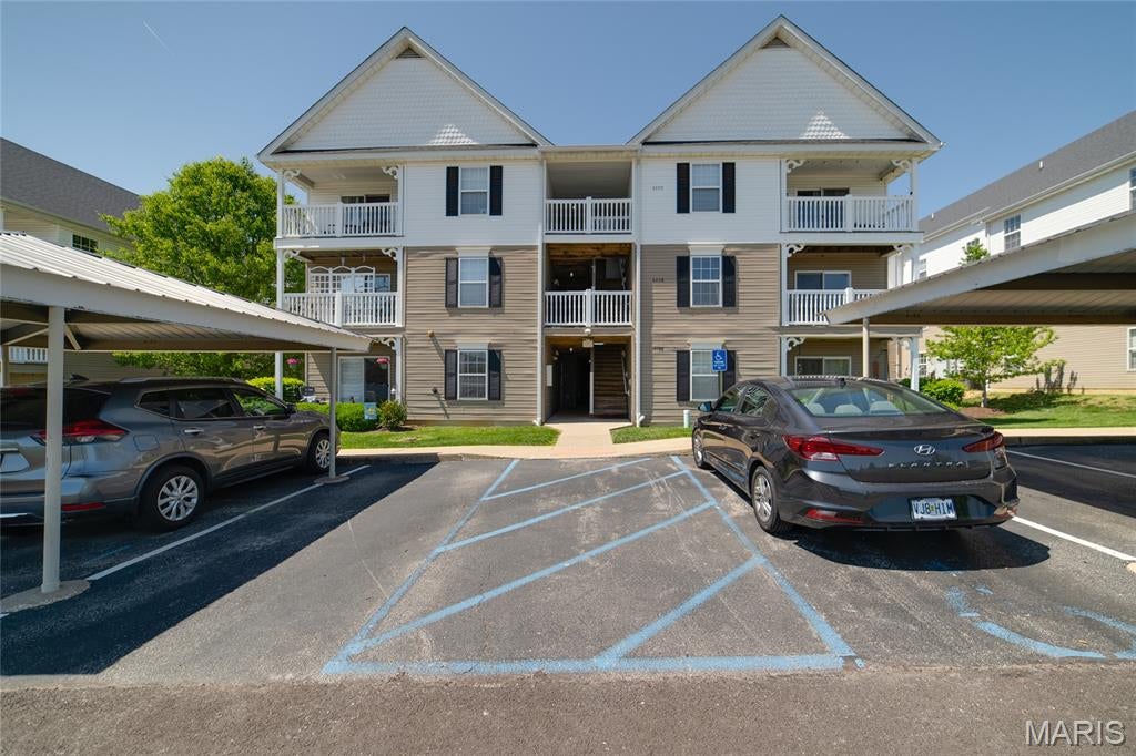 4101 Spring River Drive 1B — photo