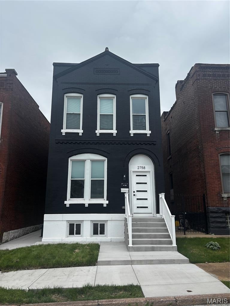 2758 Rutger Street — photo