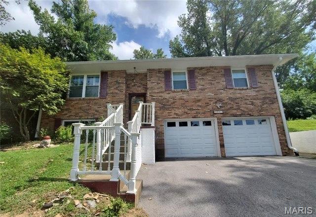 104 Pyramid Drive — photo
