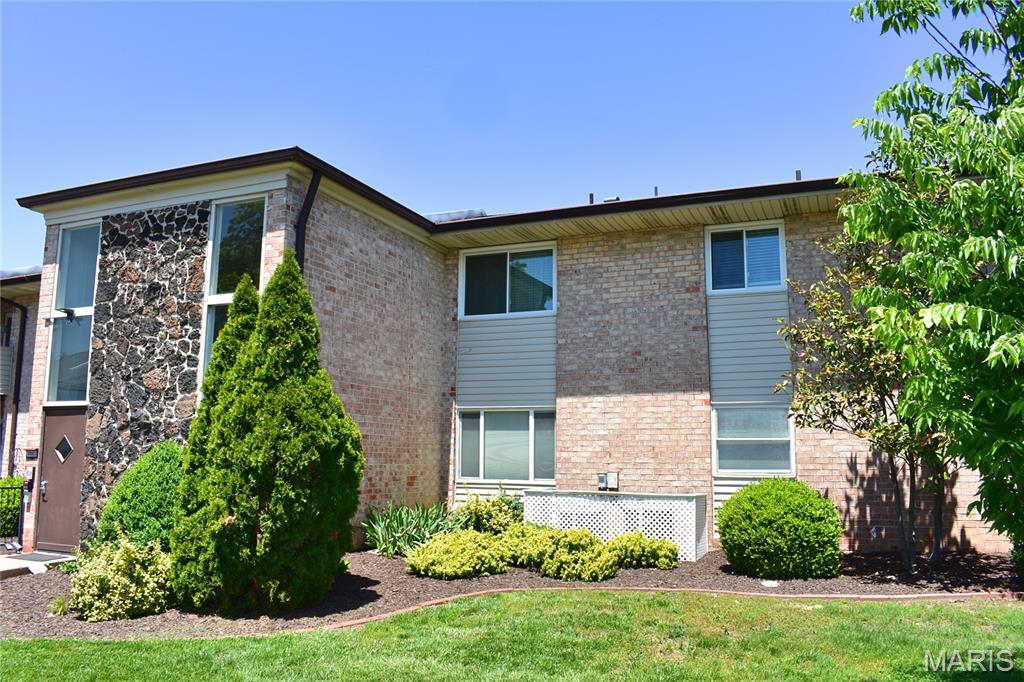 10003 Sakura Drive D — photo
