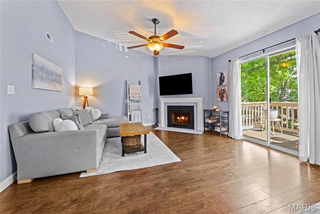 9125 N Swan Circle — photo