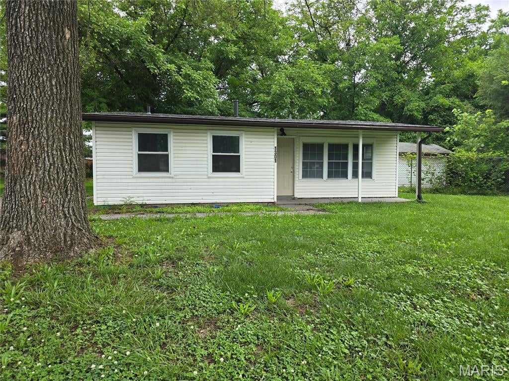 1301 Saint Zita Lane — photo