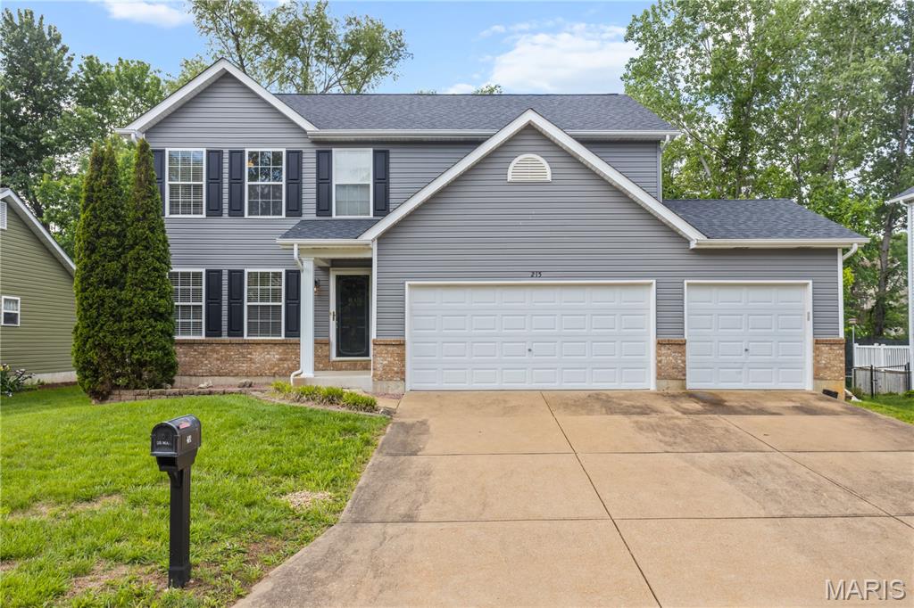 215 Gran Vista Drive — photo