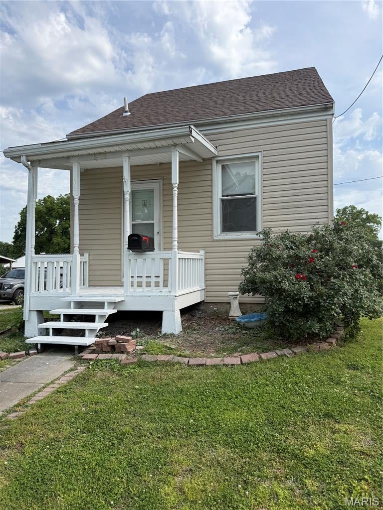 802 E Olive Street — photo