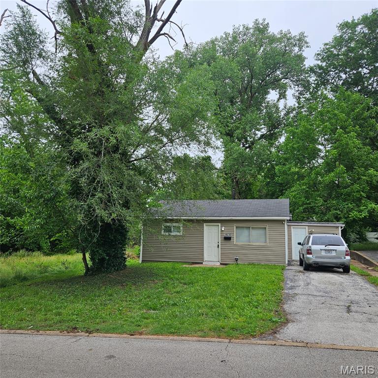 10212 Duke Drive — photo