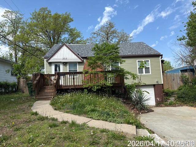 205 Woodland Drive — photo
