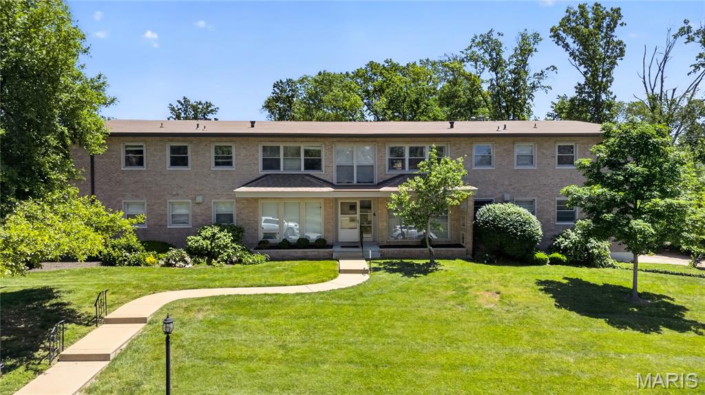 4 Delcrest Court 101 — photo