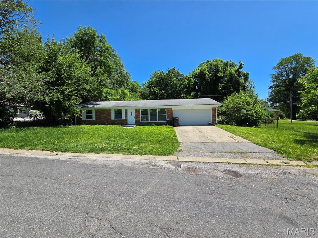 4 Hi Pointe Drive — photo