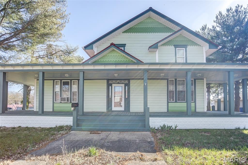 216 S Dickey Street — photo
