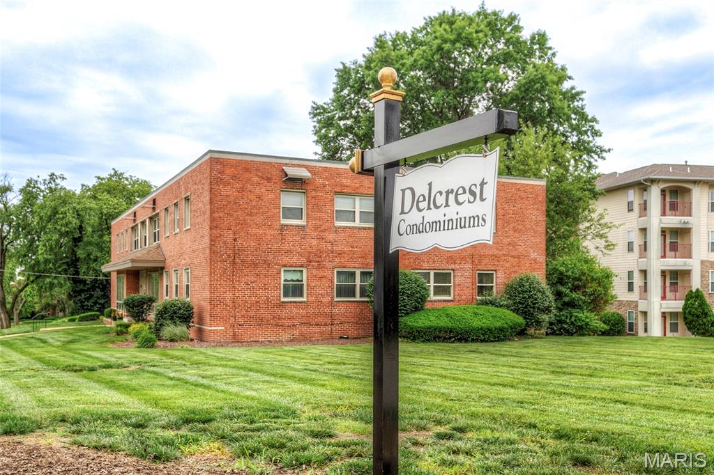1 Delcrest Court 103 — photo