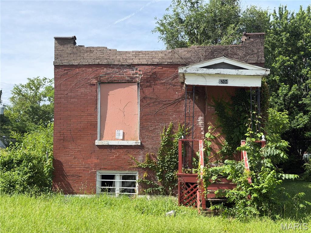 5204 Saint Louis Avenue — photo