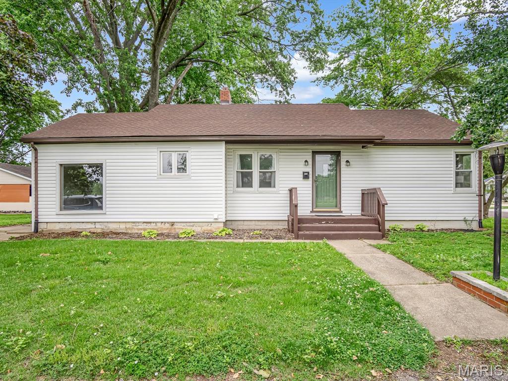 1516 Ash Street — photo