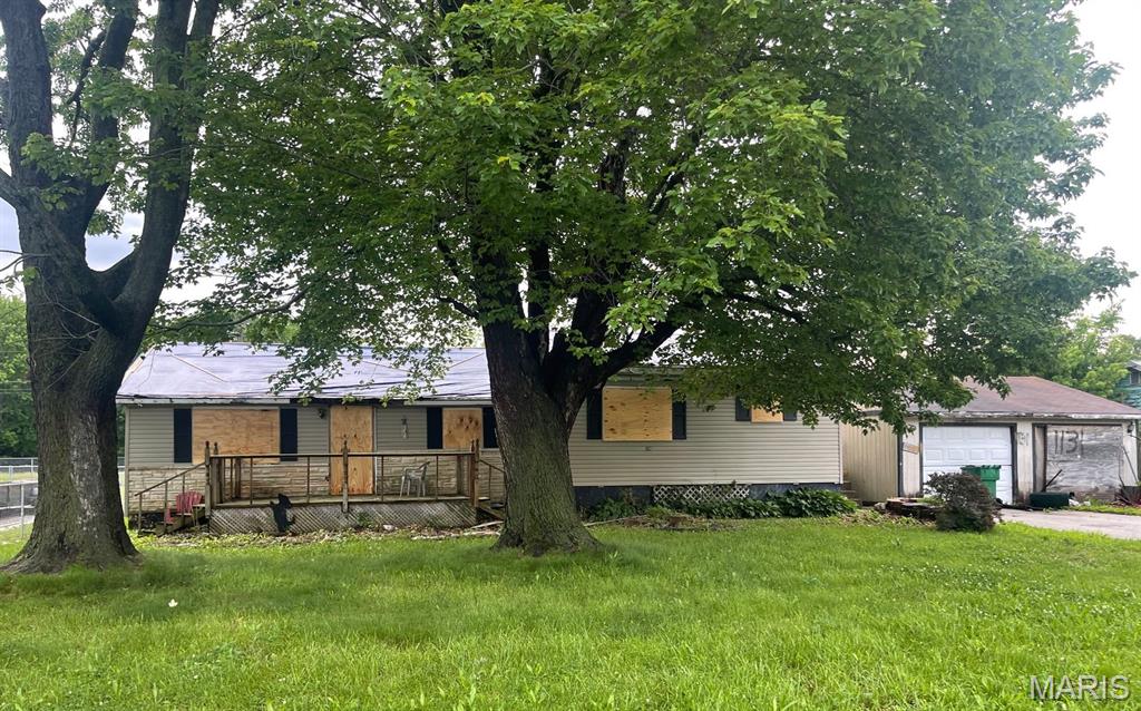 1131 Walnut Drive — photo