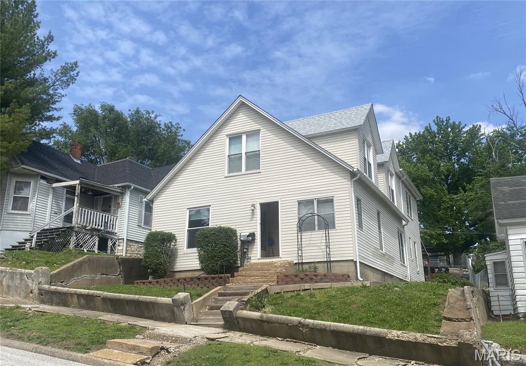 310 Olive Street — photo