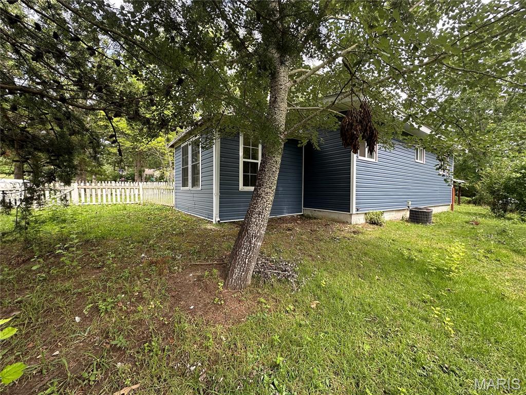 28 Indian Hills Drive — photo