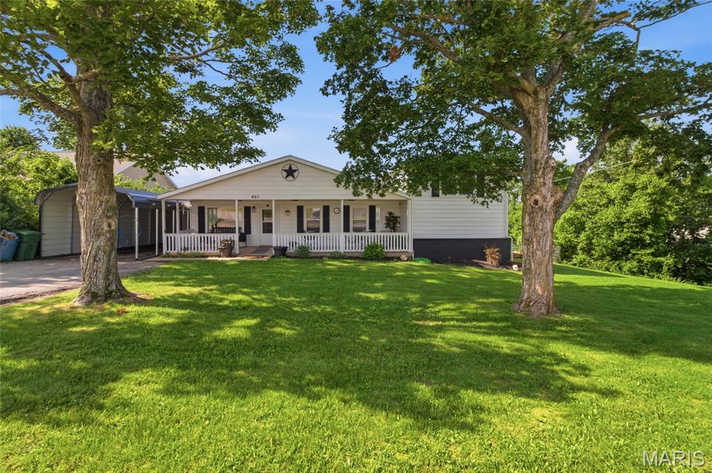 601 Lanning Lane — photo