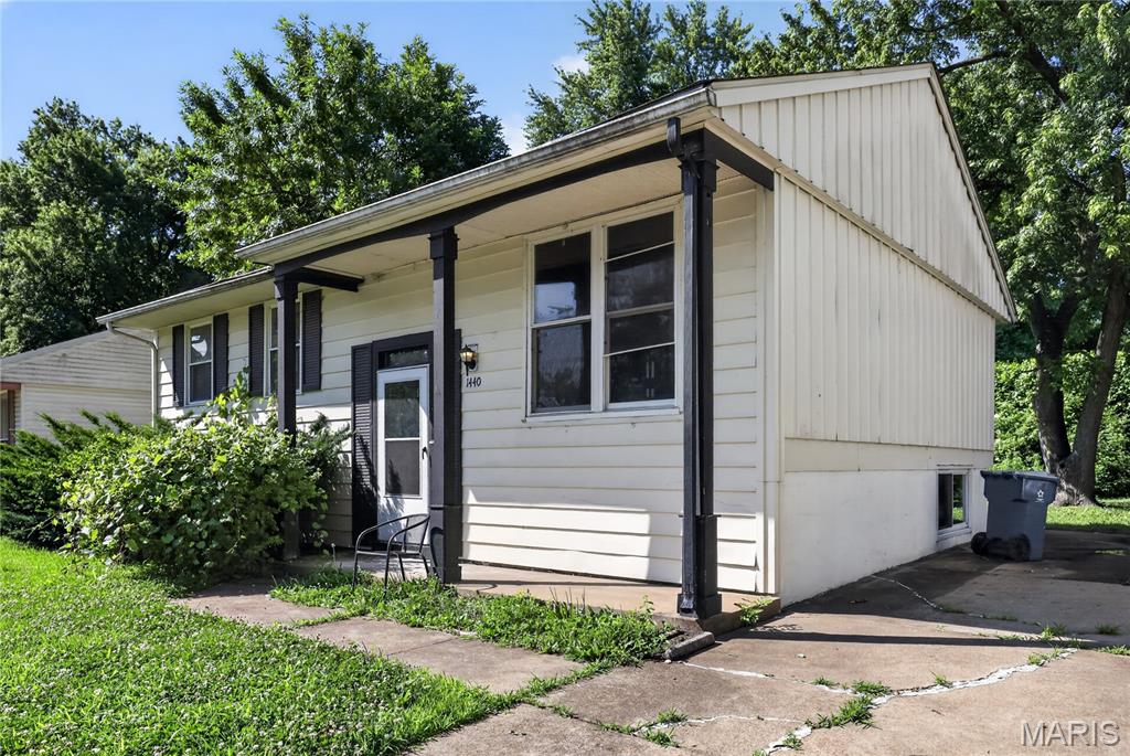 1440 Columbus Drive — photo
