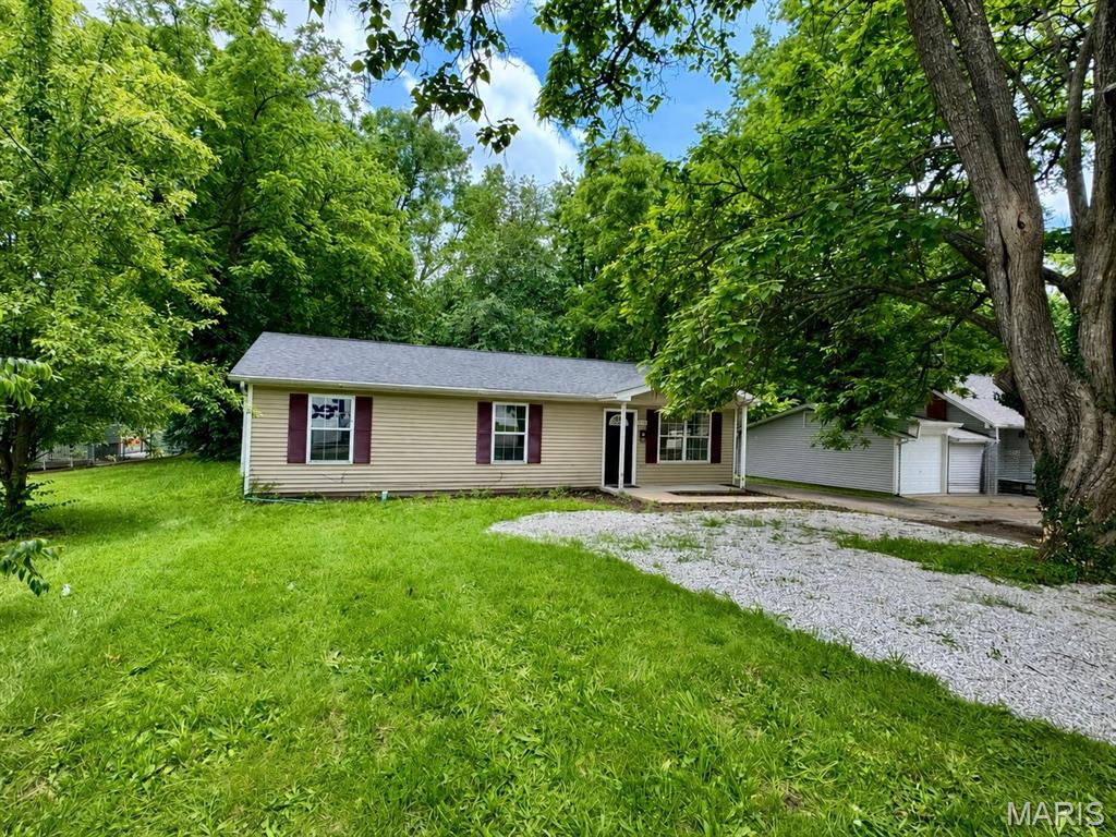 1404 W Worley Street — photo