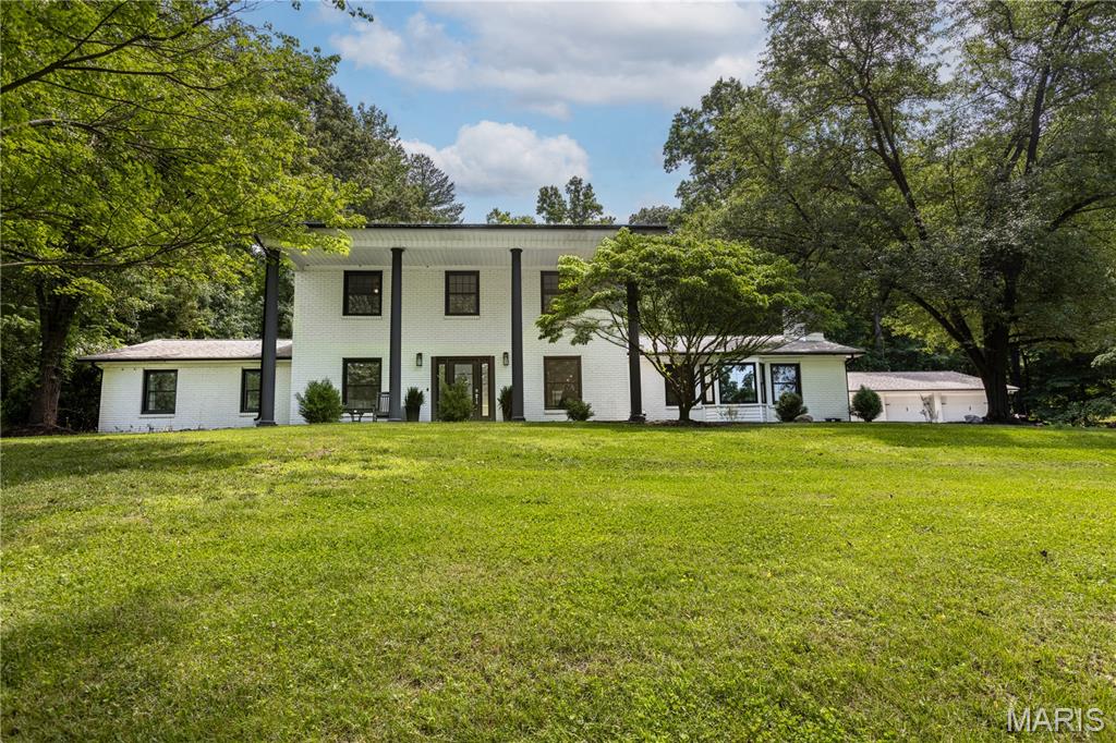 1810 Scotts Lane — photo