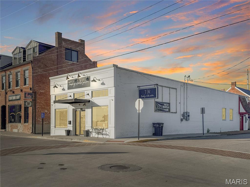 24 W 2nd Street — photo