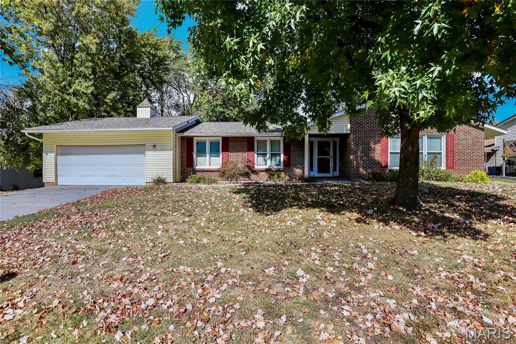 104 Lake Point Drive — photo