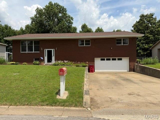 858 Cambridge Drive — photo