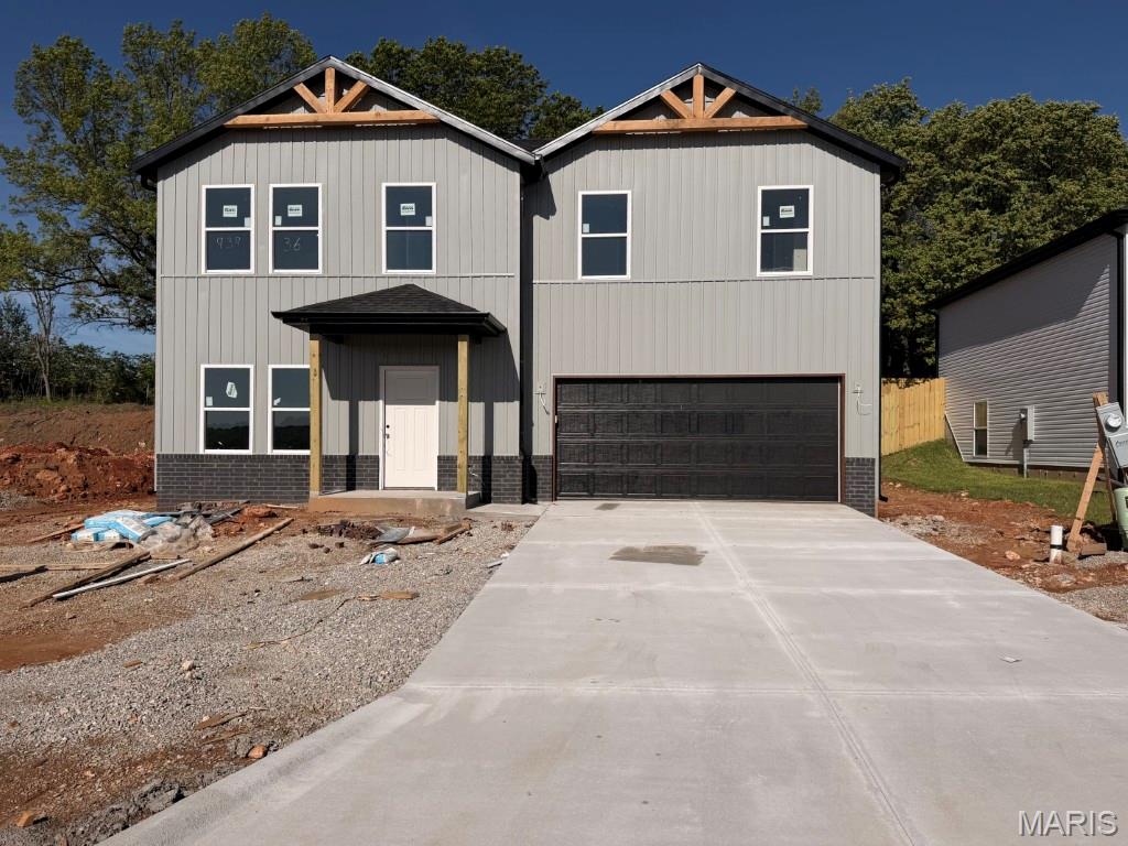 939 Holstein — photo