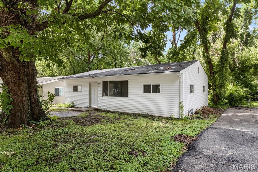 121 Cady Drive — photo