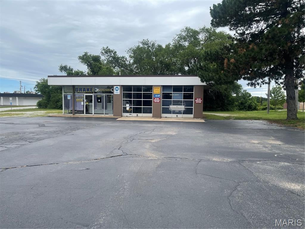 12518 Missouri Bottom Road — photo