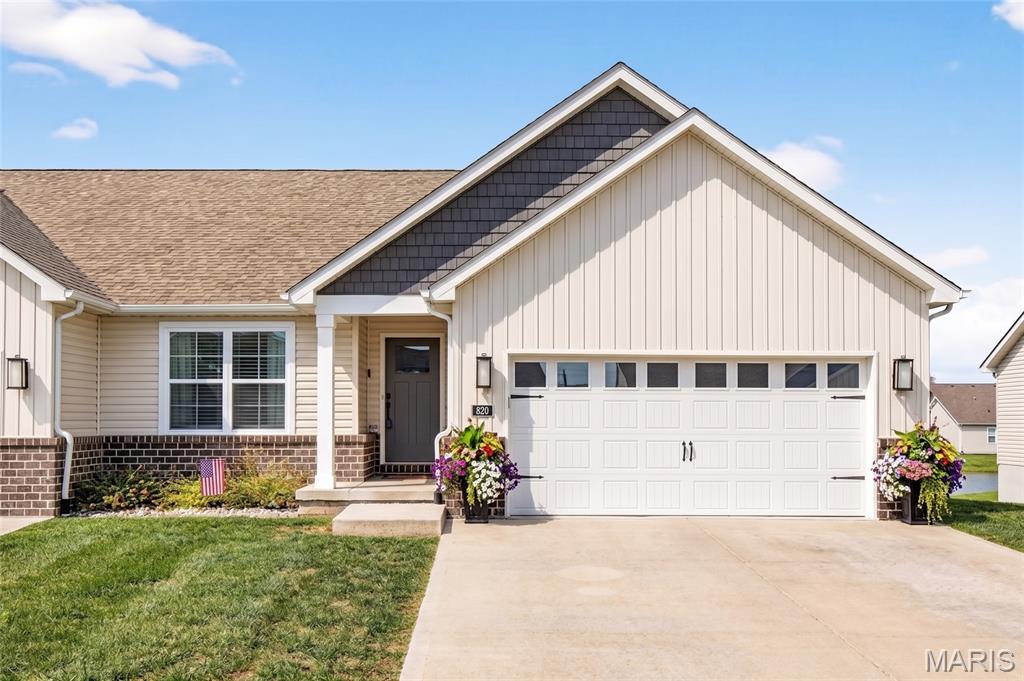 820 Applewood Creek Drive — photo