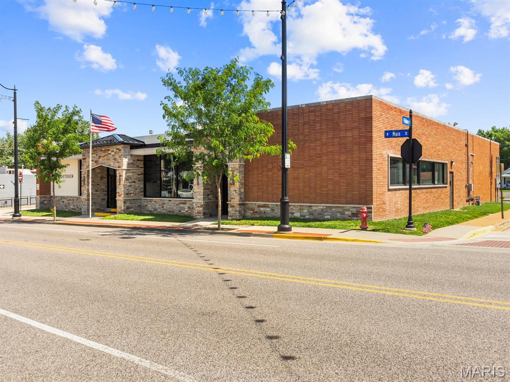 216 N Main Street — photo