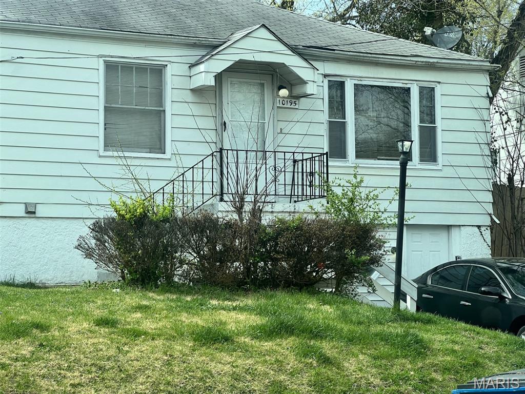 10195 Cloverdale Drive — photo
