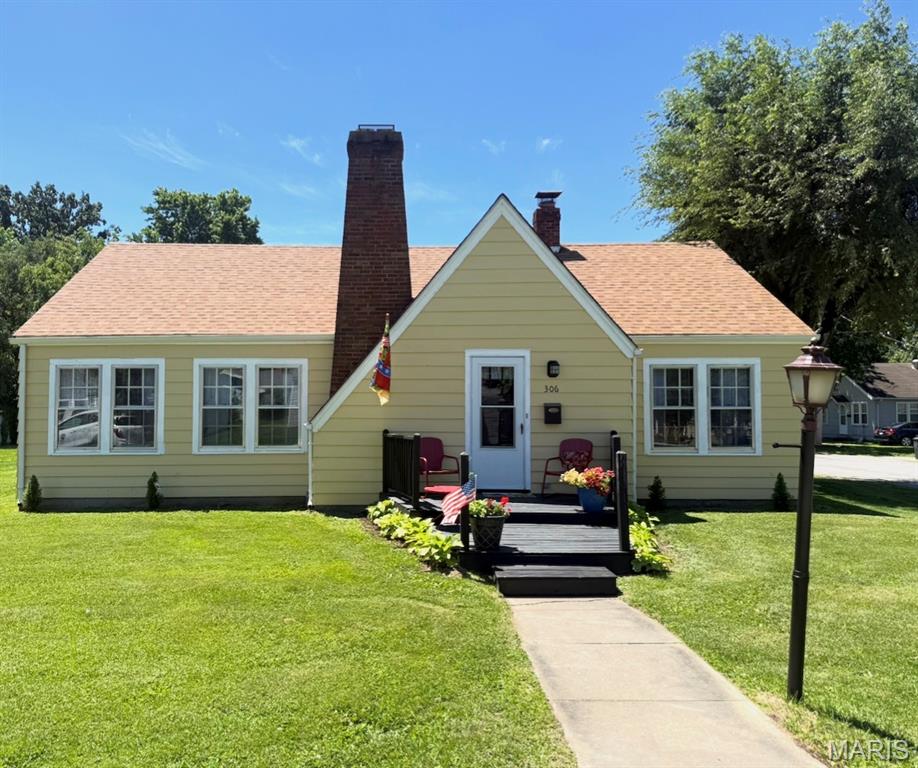306 E Main Street — photo