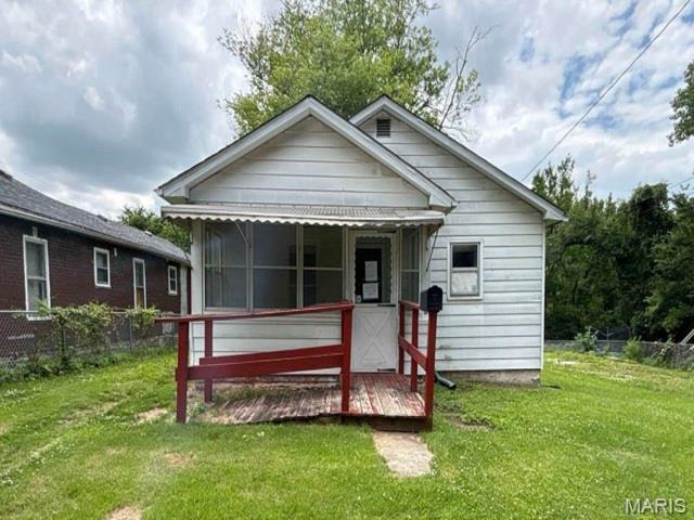 402 Condit Avenue — photo
