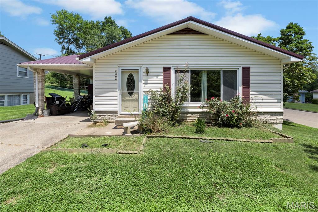 2400 Albert Rasche Drive — photo