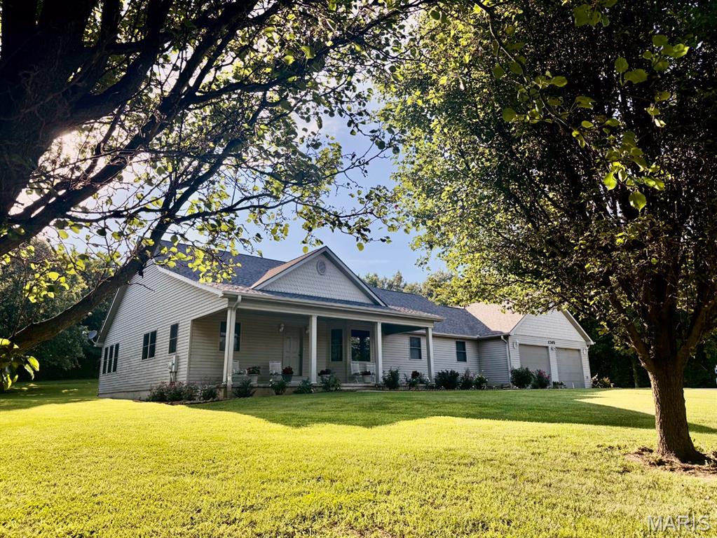 1205 N Hickory Street — photo