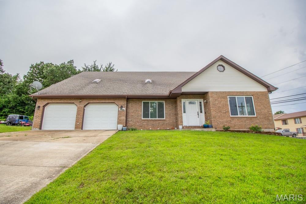210 Vicki Lynn Lane — photo