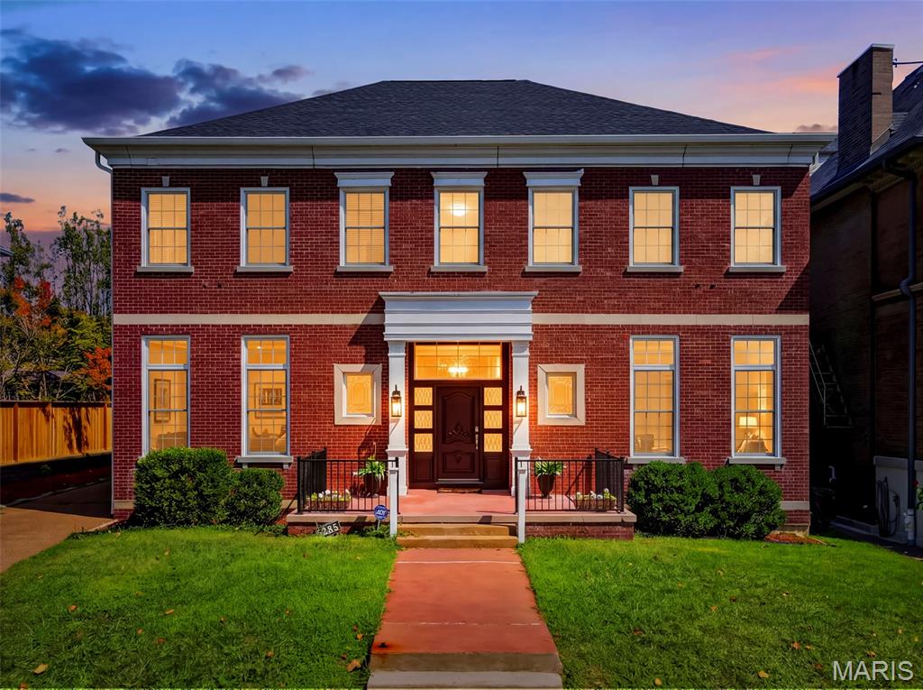 5285 Washington Place — photo