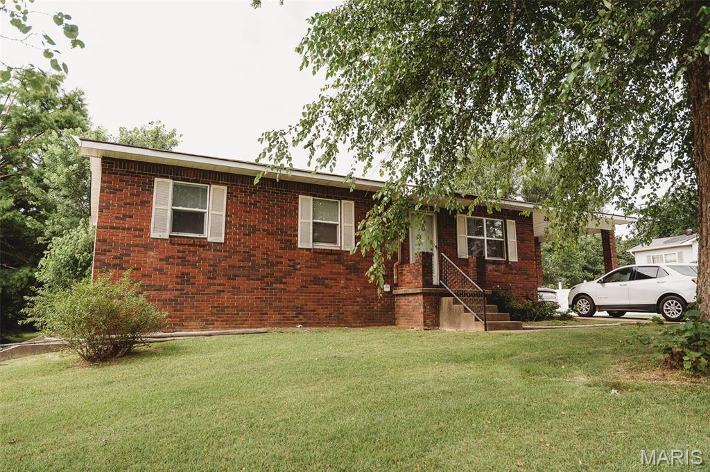 2815 W Lakeview Drive — photo