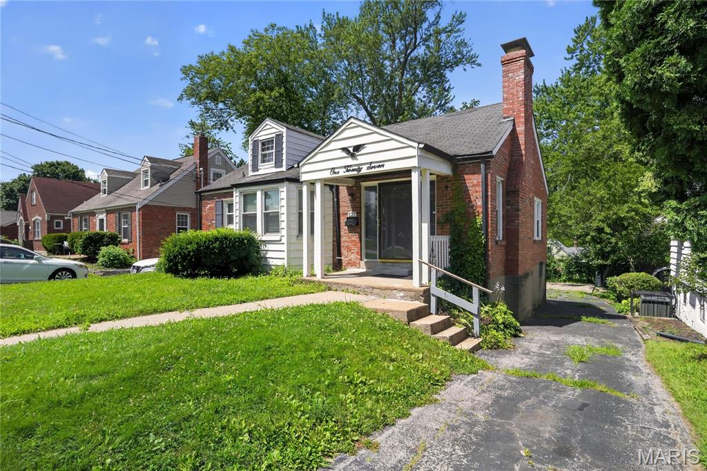 127 S Hartnett Avenue — photo