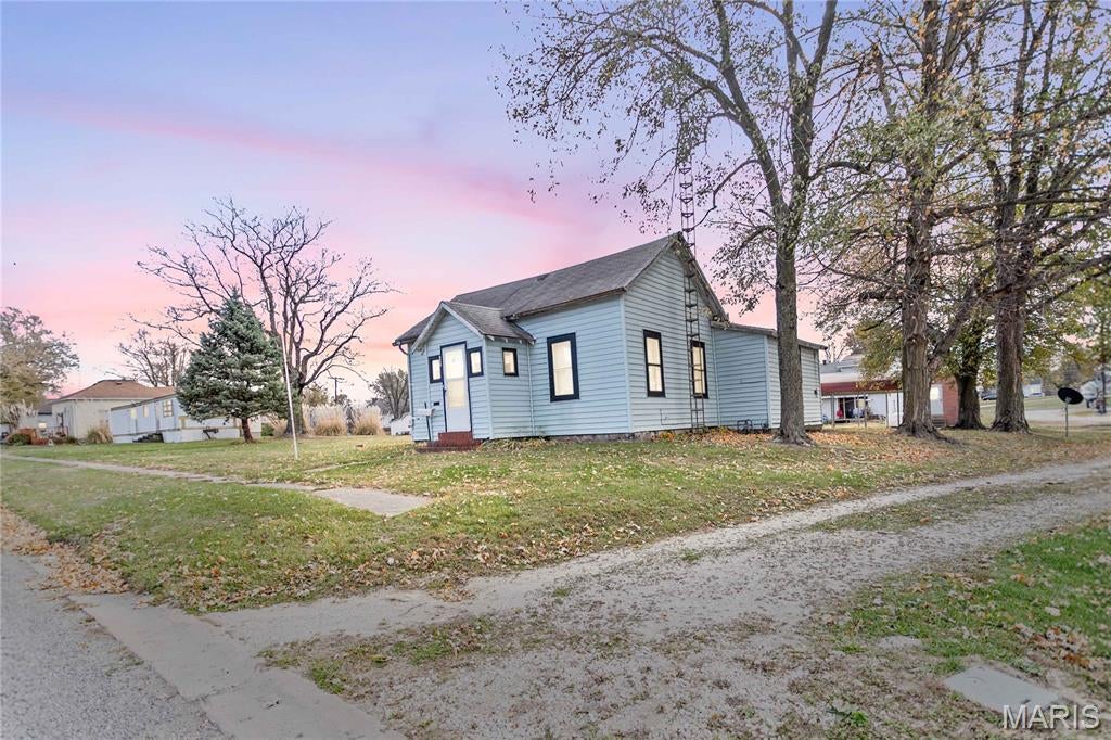 338 W Rowe Street — photo
