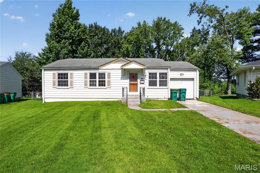 10151 Dwight Drive — photo