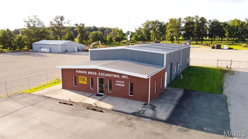 14601 W Hwy 60 — photo