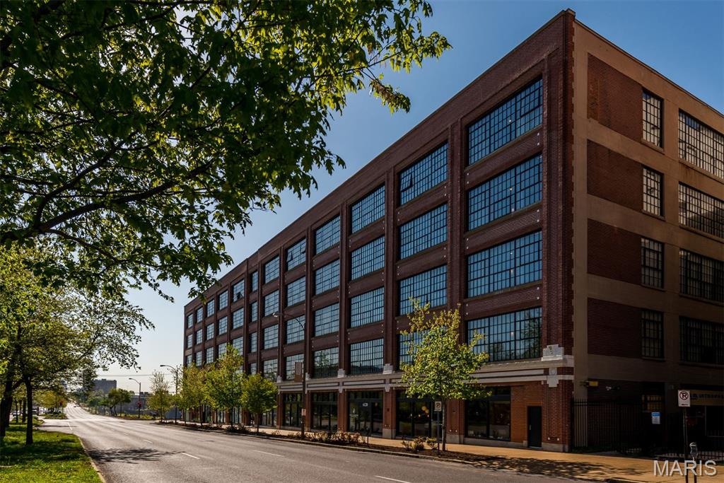 4100 Forest Park Avenue 525 — photo