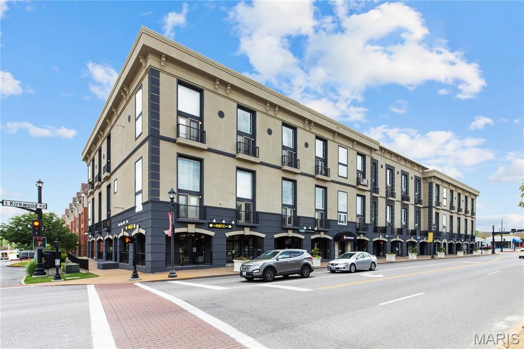 200 S Kirkwood Road 320 — photo